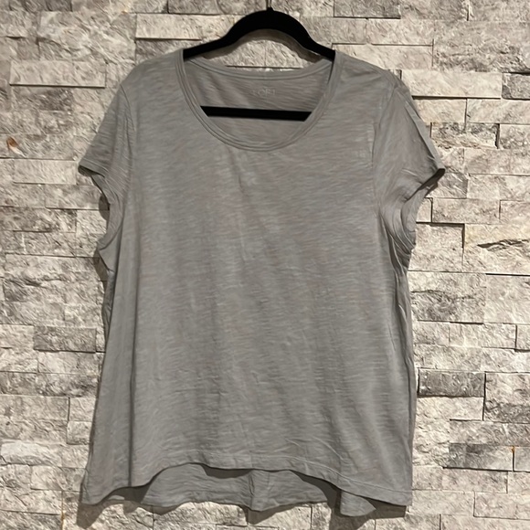 LOFT Tops - Loft T-shirt, tea, Flowey, airy, light, cool, summary, leggings shirt, Athleta